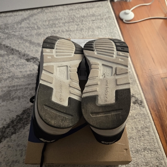 New Balance Men's Black Sneakers - Picture 6 of 6